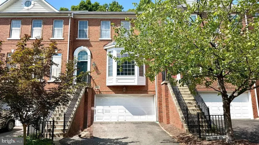 4208 Upper Park Dr, FAIRFAX