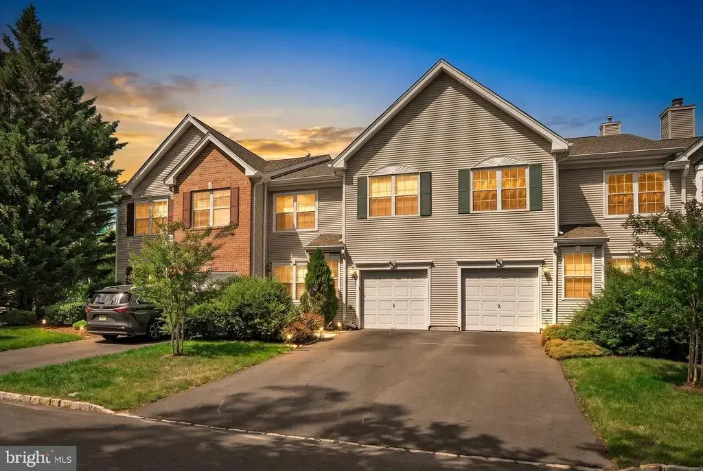 604 Creststone Cir, PRINCETON