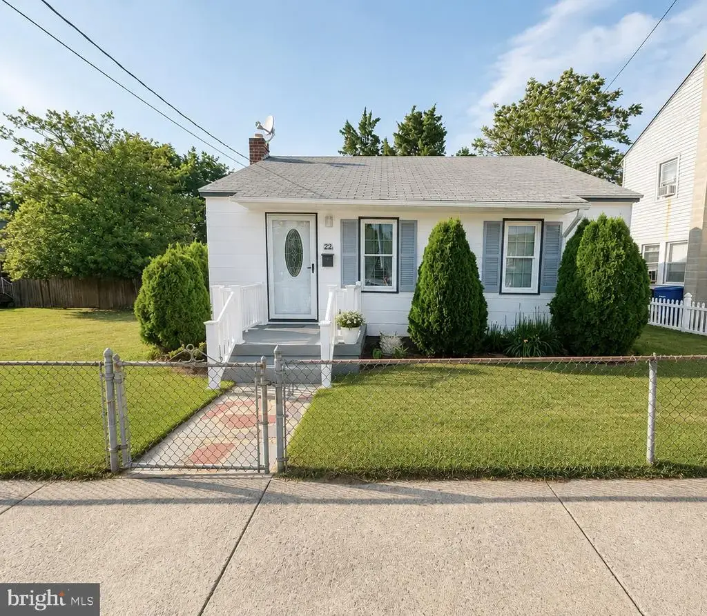 22 W Oak St W, MILLVILLE
