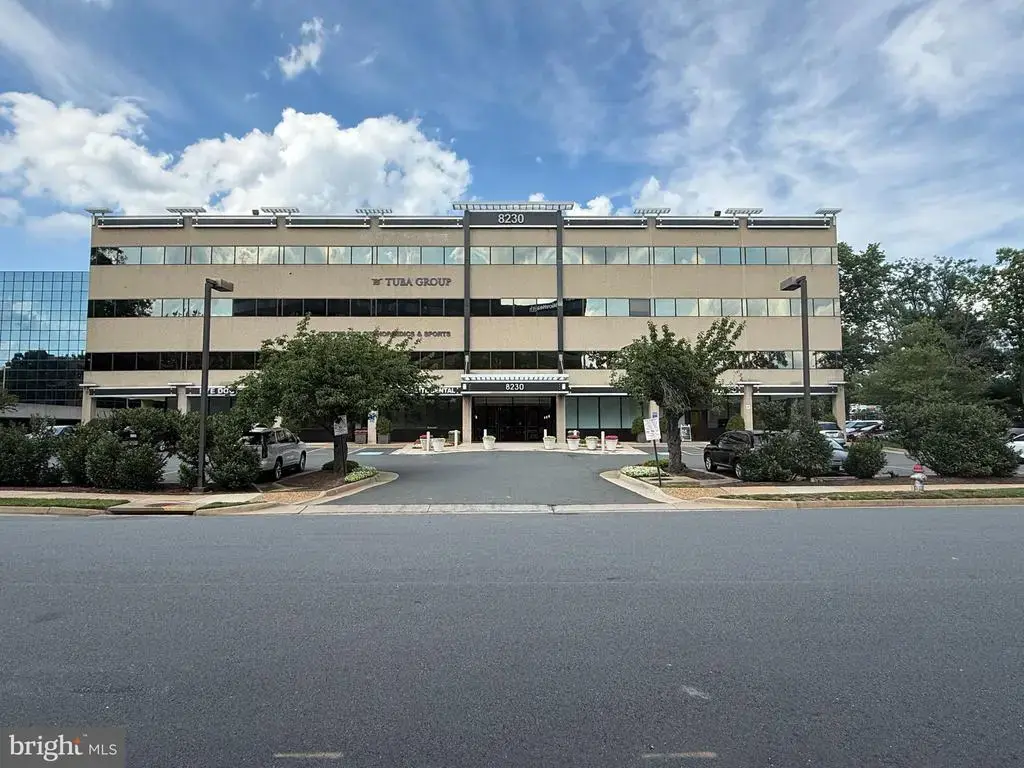 8230 Boone Blvd #445, VIENNA