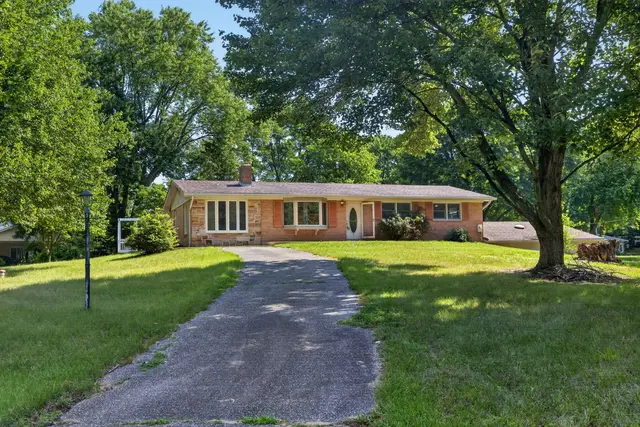 5611 Park Dr, Bowie