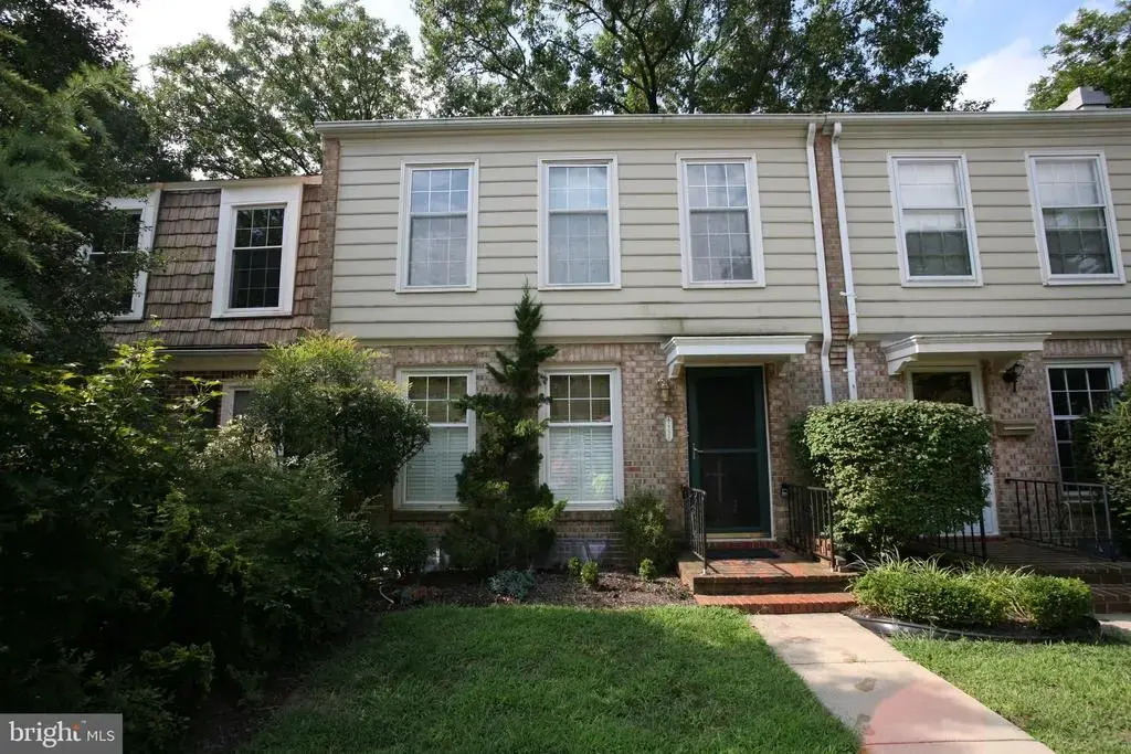 1724 Dana St, CROFTON