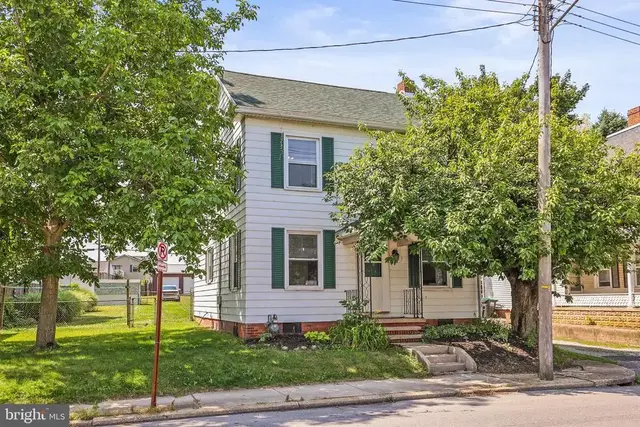 711 York St, Hanover