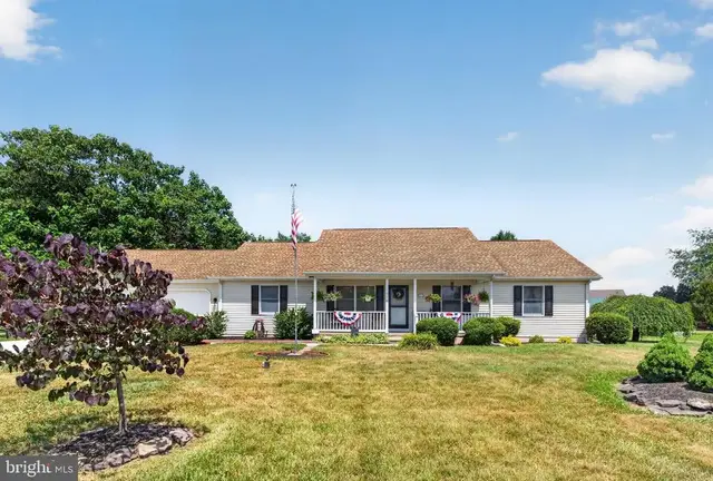614 Fieldcrest Dr, Dover