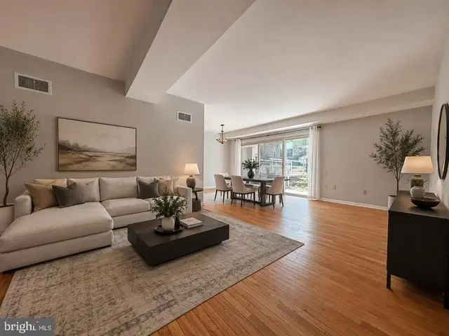 3381 S Leisure World Blvd #93-1a, Silver Spring