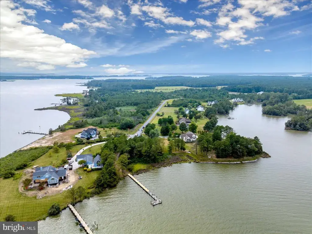 5229 Heron Rd, CAMBRIDGE