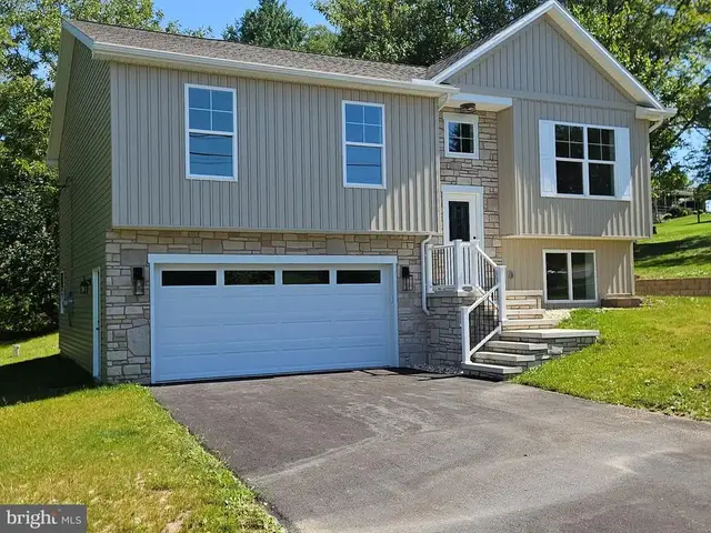 607 Walnut Ave, Harrisburg