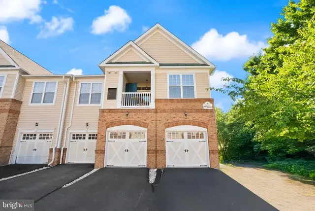 43920 Hickory Corner Ter #114, Ashburn