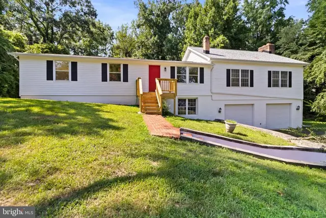 2822 N Matthews Rd, Bryans Road