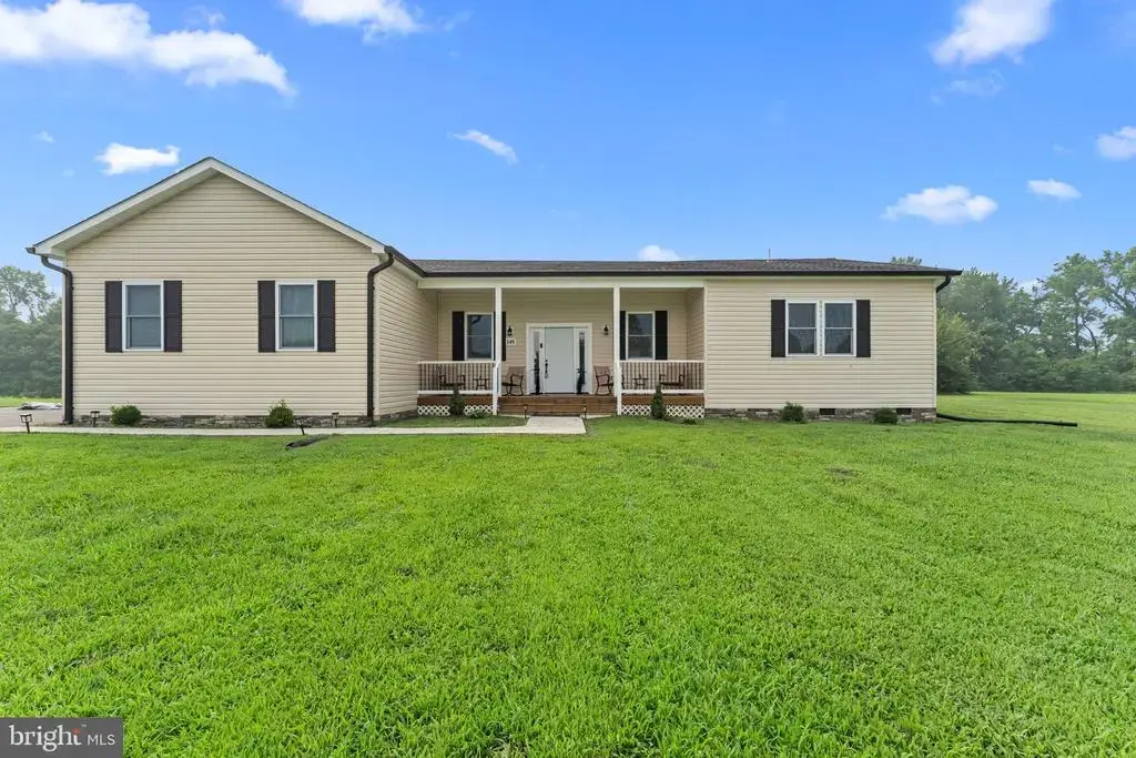 148 Matthews Cove Dr, MONTROSS