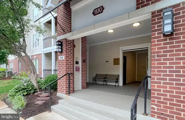 1530 Spring Gate Dr #9208, Mclean
