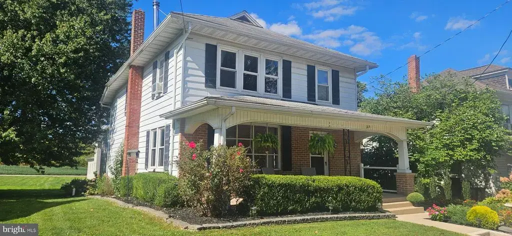 27 Hanover St, SPRING GROVE