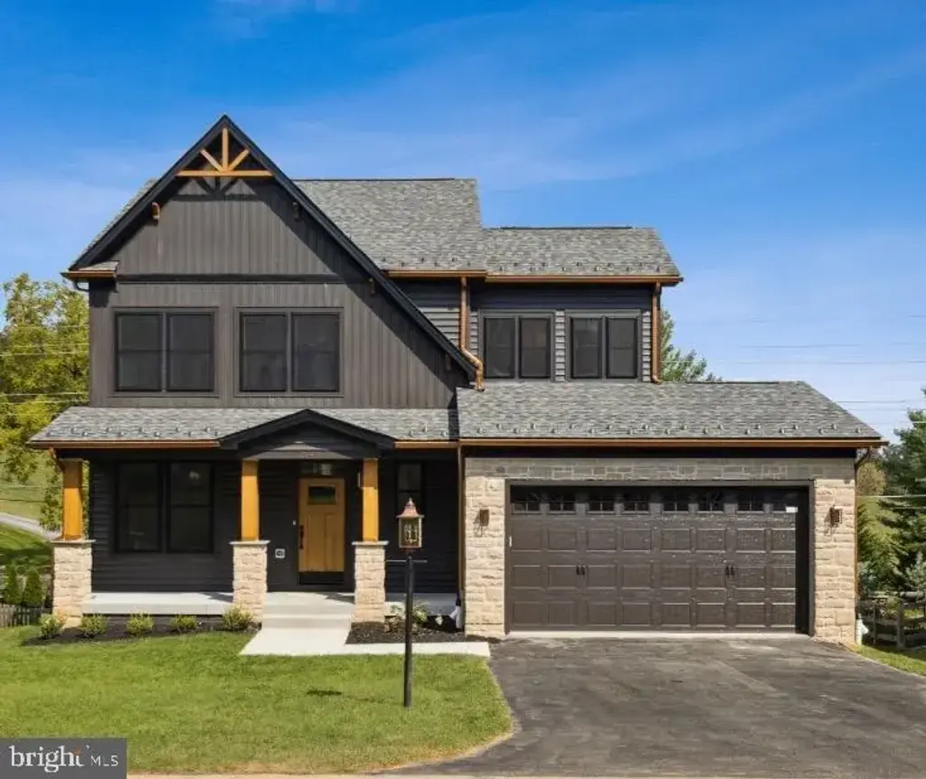 19501 Fisher Ave, POOLESVILLE