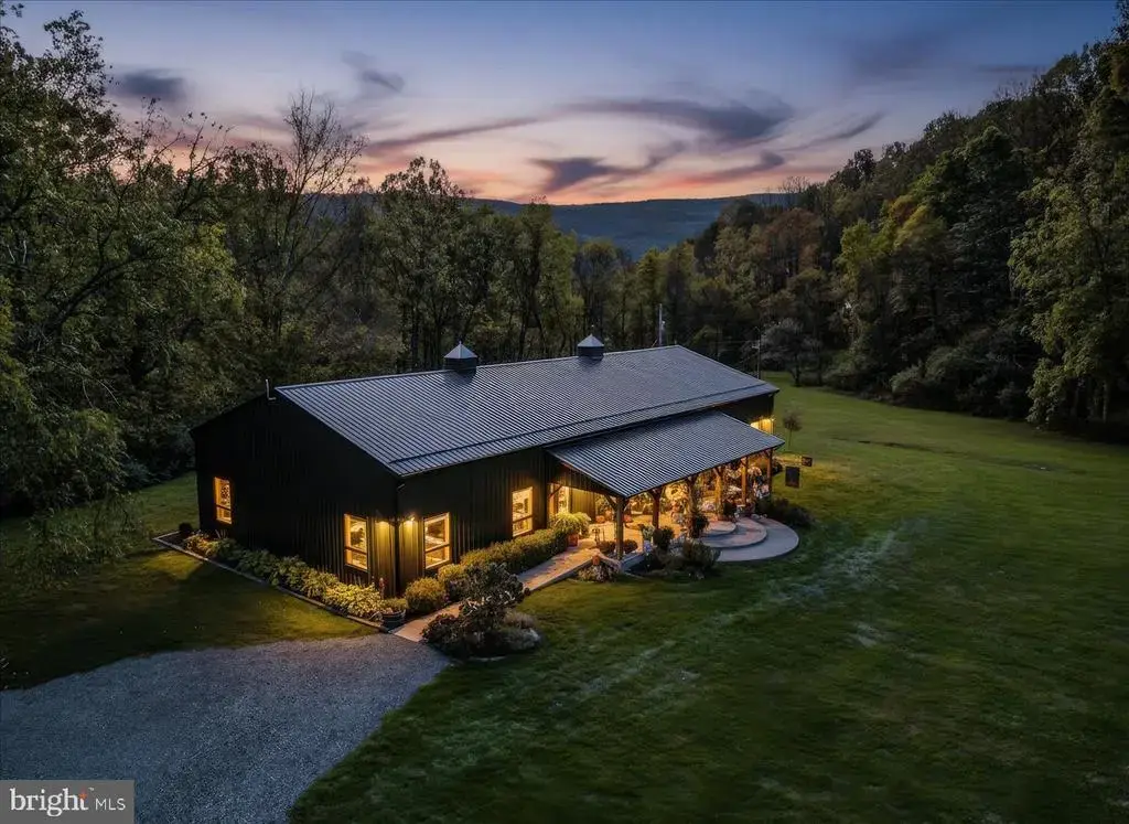 30 Polecat Hollow Blvd, FRANKLIN