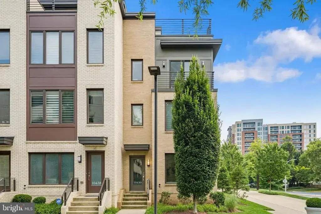 10430 Breuer St, BETHESDA