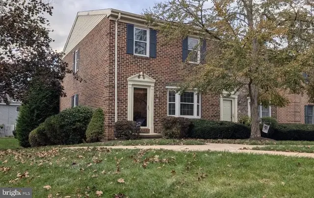 401 Chambers Rdg #401, York