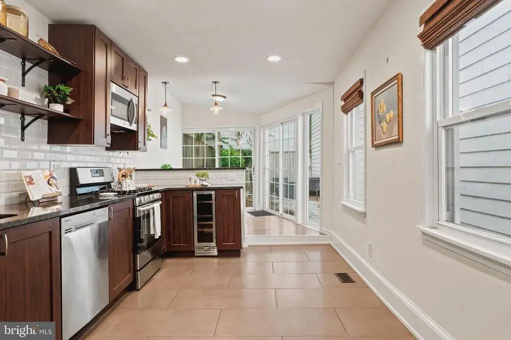 103 E Cross St E, BALTIMORE