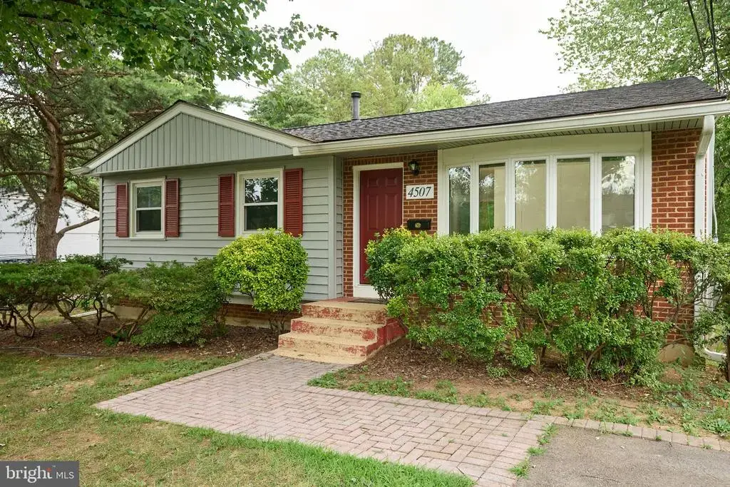 4507 Picot Rd, FRANCONIA