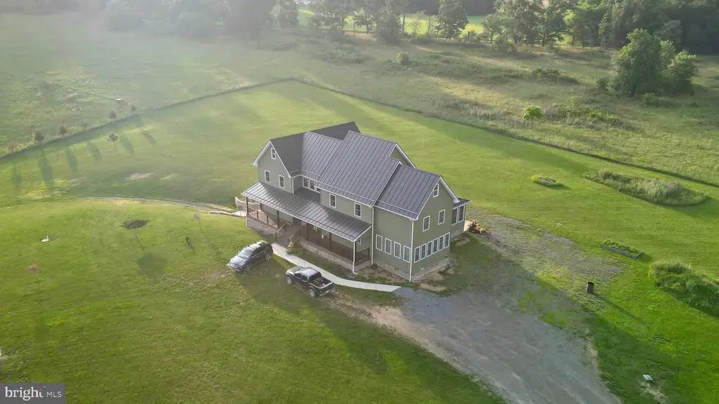 1924 Winding Ln, MAYSVILLE