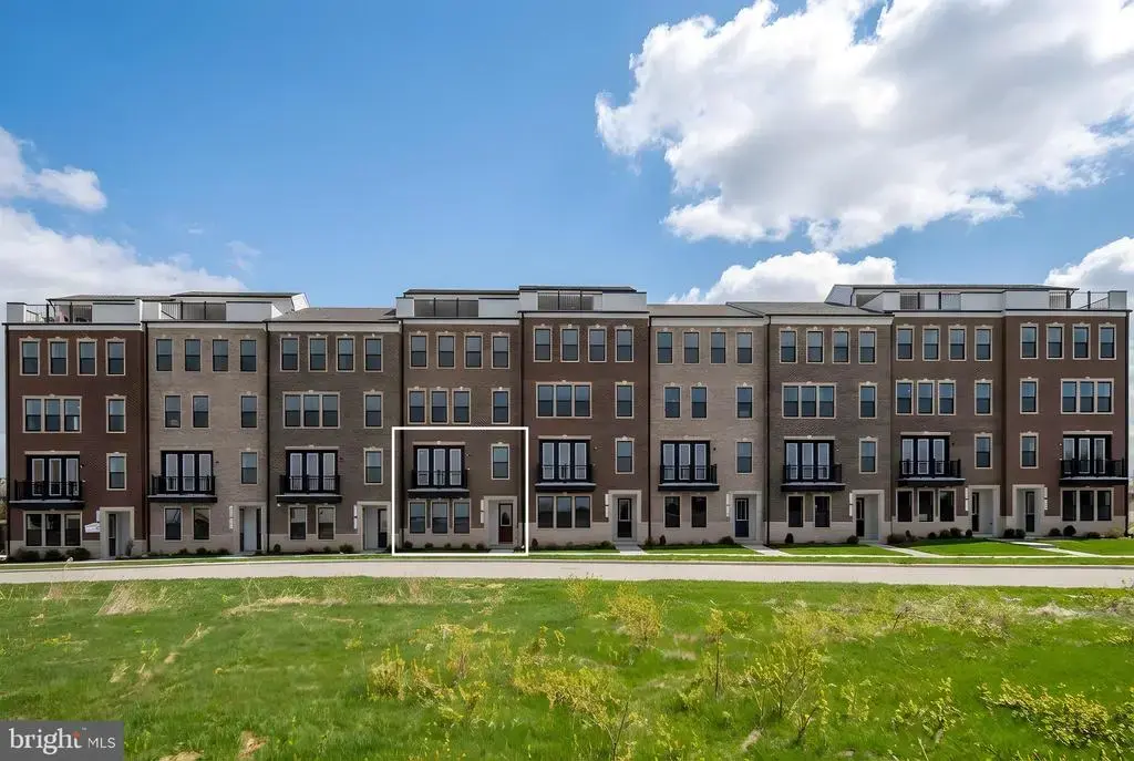 20875 Murry Falls Terrace, ASHBURN