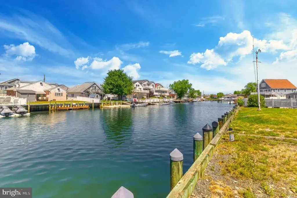 44 W Boat Dr, LITTLE EGG HARBOR TWP