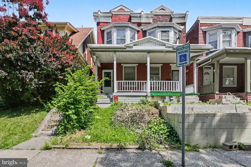 157 Royal Ter, HARRISBURG