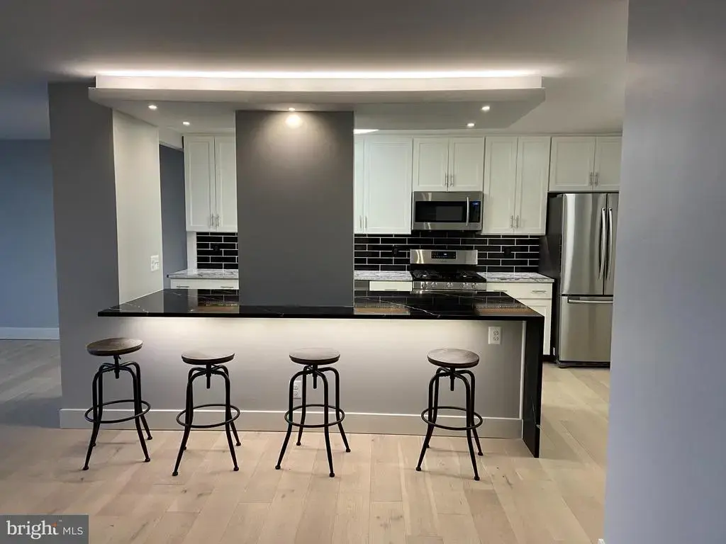 5101 River Rd #1201, BETHESDA