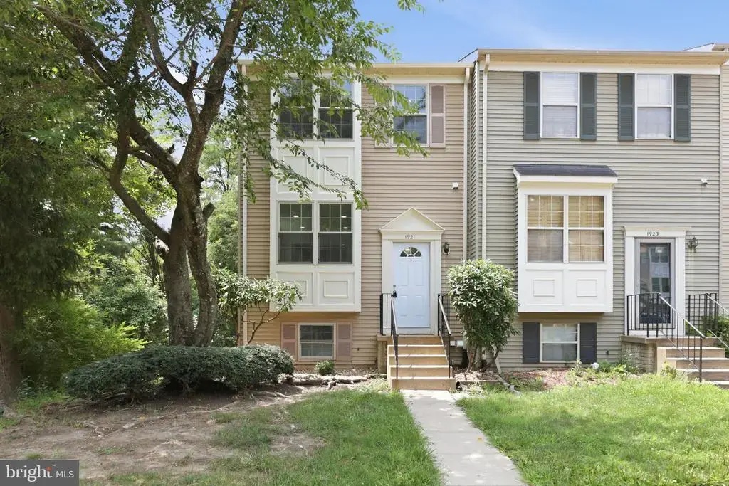 1921 Winslow Ct, WOODBRIDGE