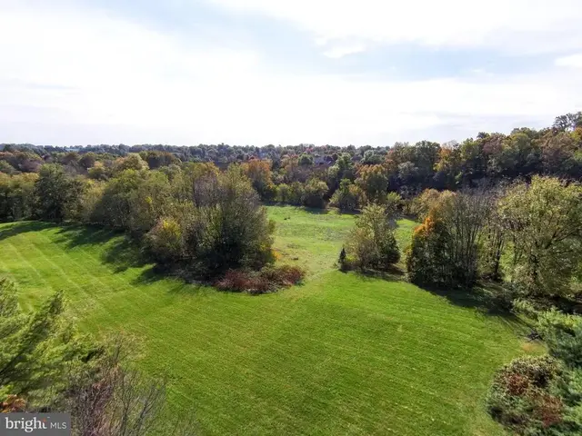 1347 Beaconfield Ln, Lancaster