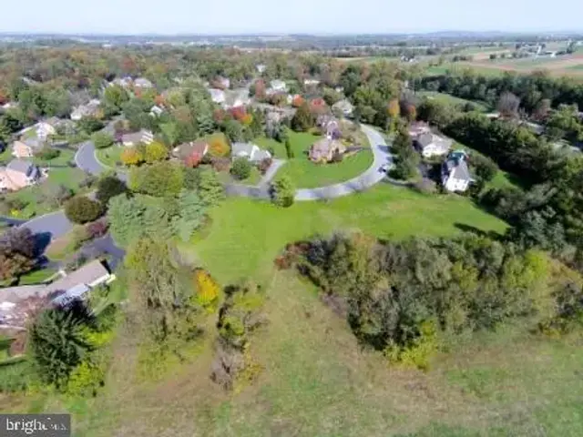 1343 Beaconfield Ln, Lancaster