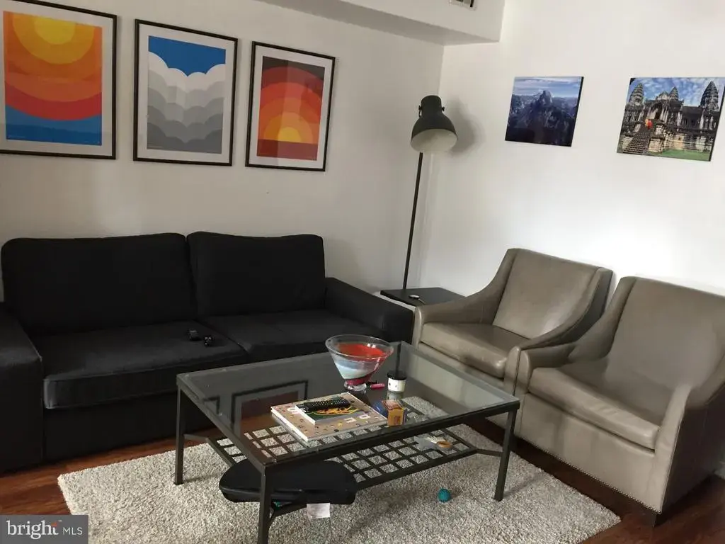 1838 Green St #3, PHILADELPHIA