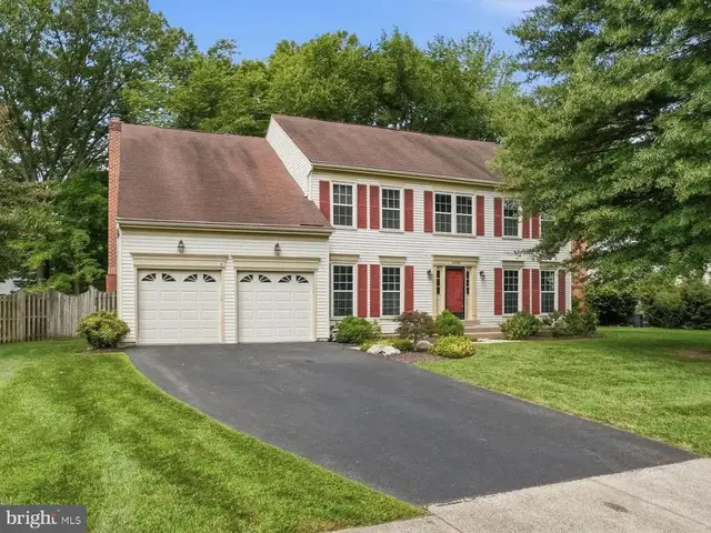 4308 Warner Ln, Chantilly