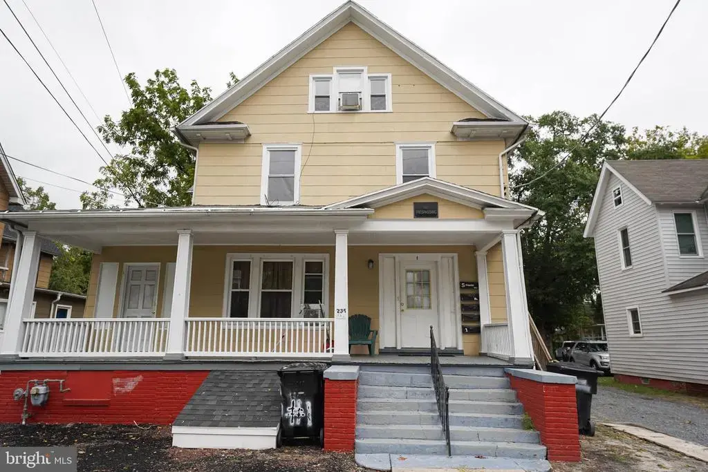 235 Newton St #4, SALISBURY
