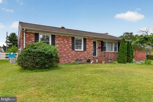 142 Casimir, New Castle