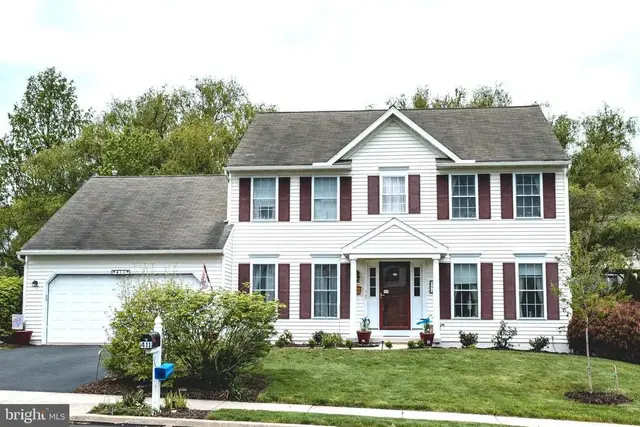 411 Wingspread Ct, Reading