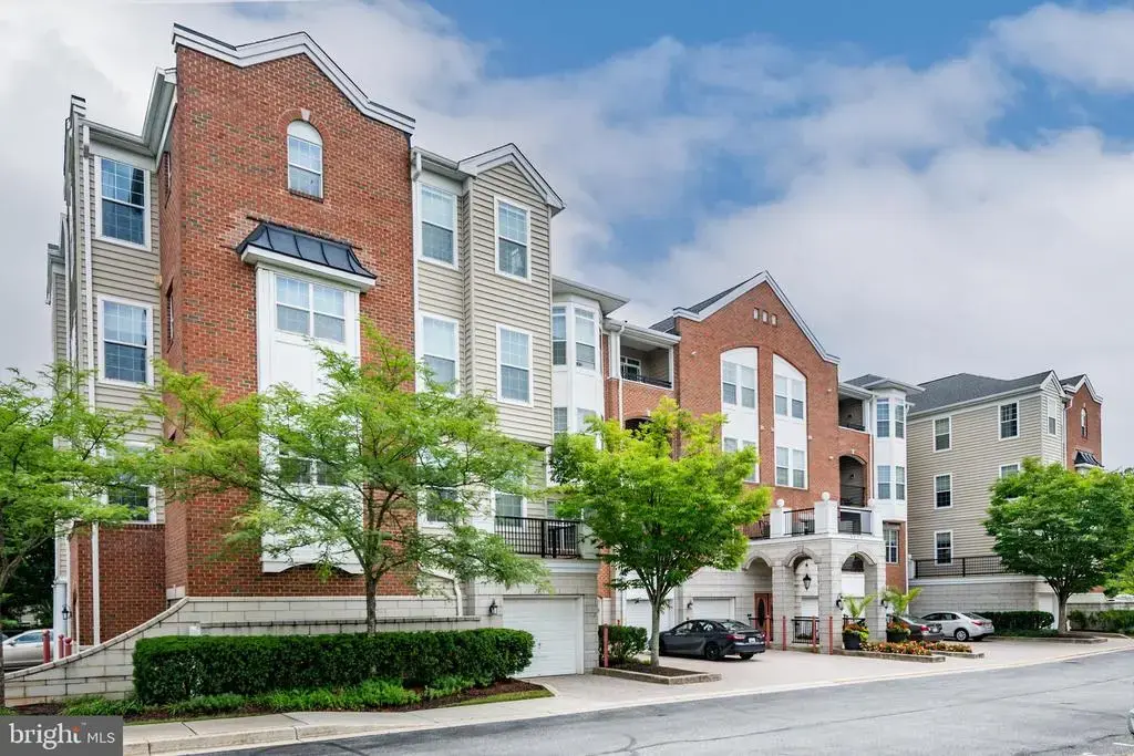 5930 Great Star Dr #206, CLARKSVILLE