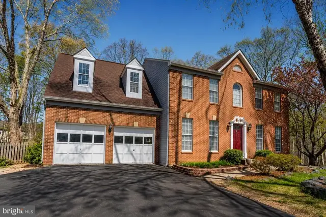 10 Hawthorne Ct, Stafford