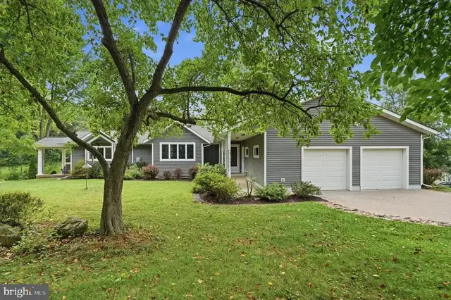 5812 Western View Pl, Mount Airy