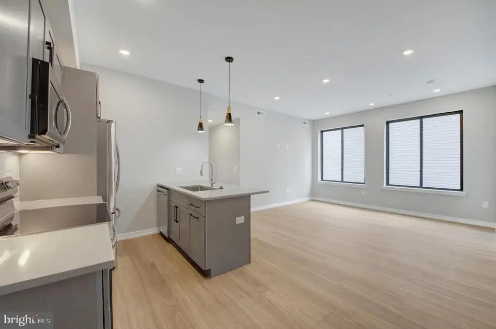 1205 S 15th St #3d, PHILADELPHIA