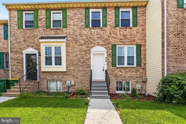 313 Goldsmith Ln, Newark