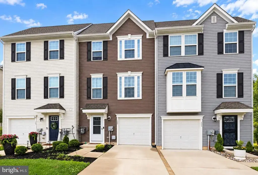 109 Plaza Drive, SICKLERVILLE