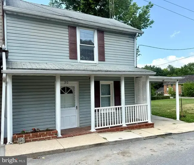 30 E California Street, Mercersburg