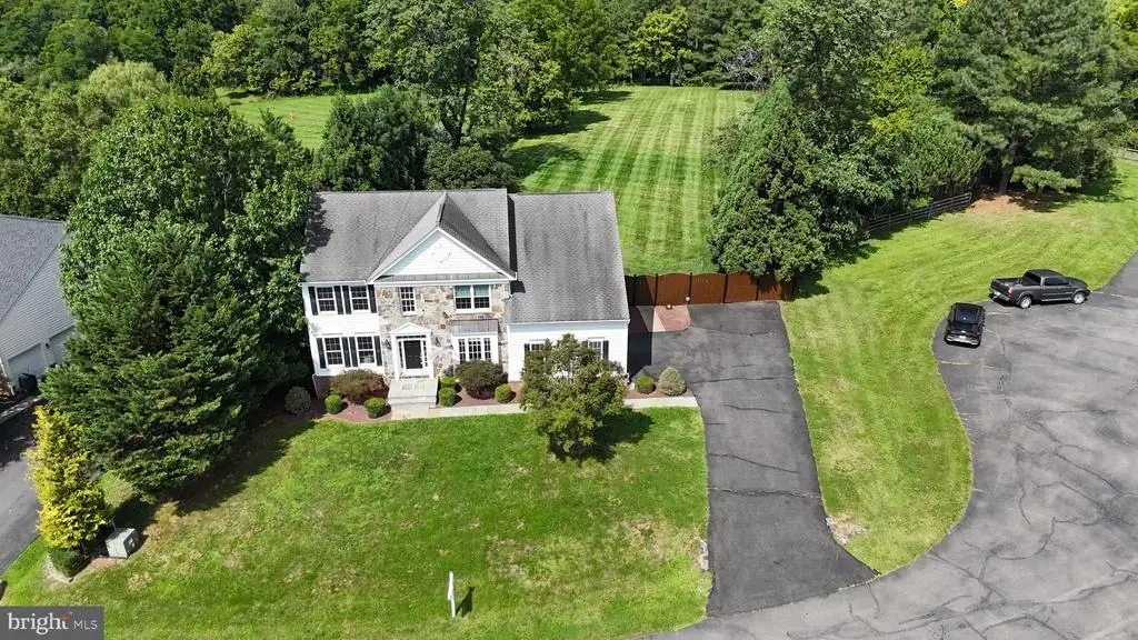 11489 Potomac Heights Ln, LOVETTSVILLE