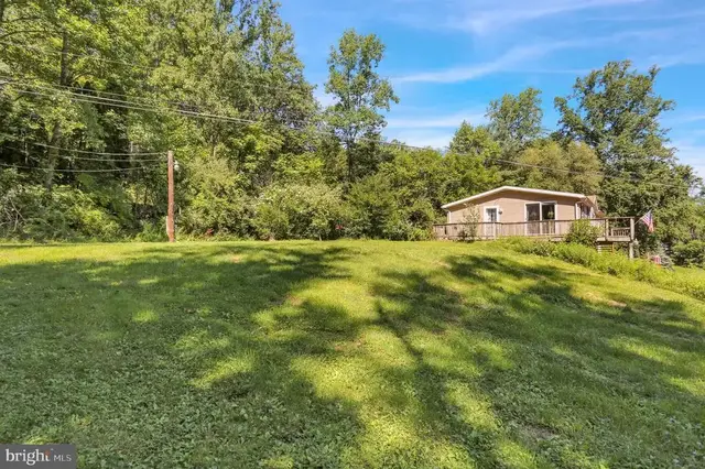 49 Speck Rd, Mohnton