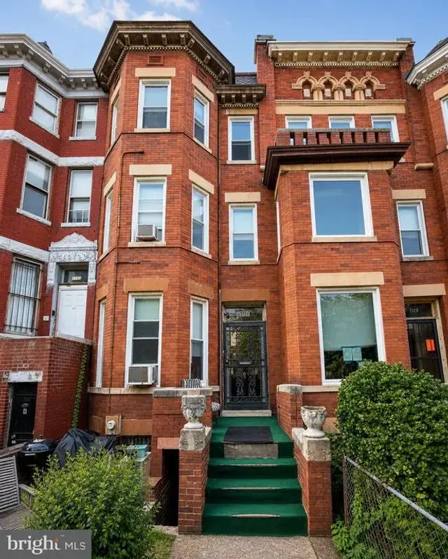 1131 Girard St Nw, Washington