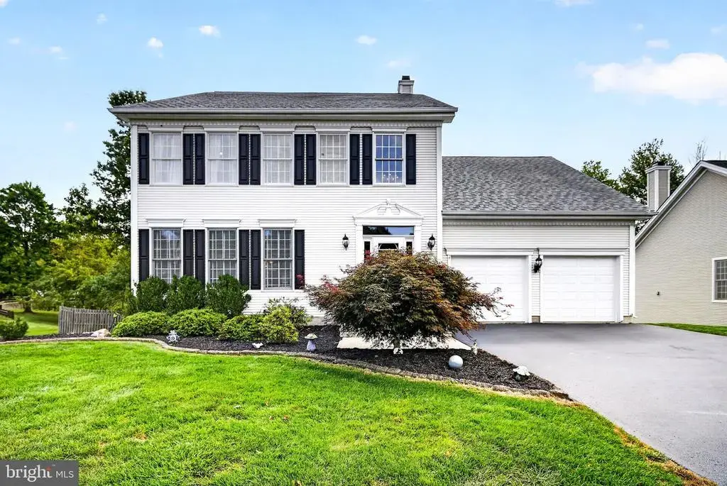 86 Chicory Ln, PENNINGTON