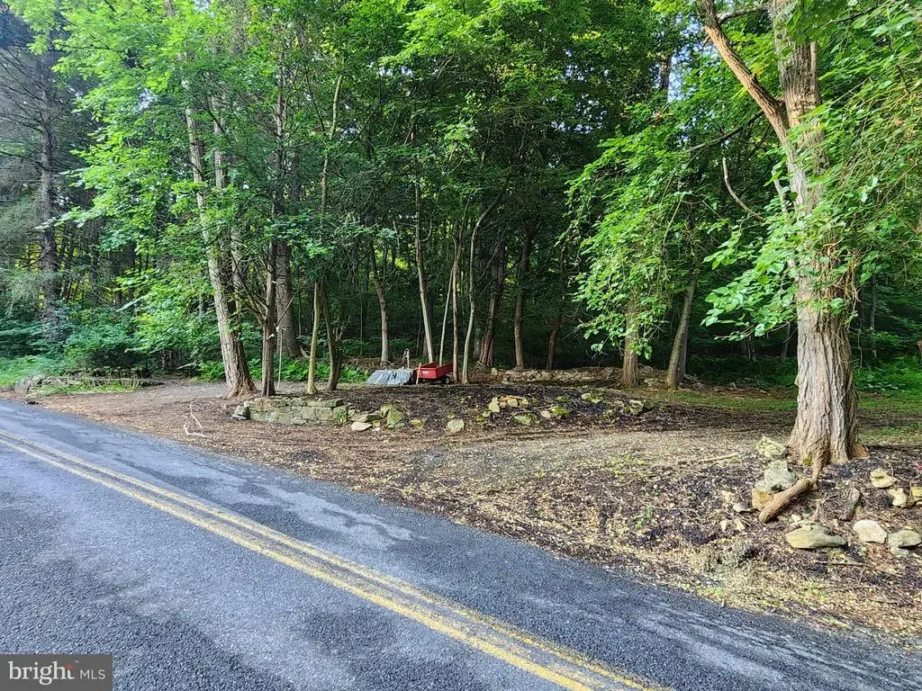 44 Wetzel Rd, MACUNGIE