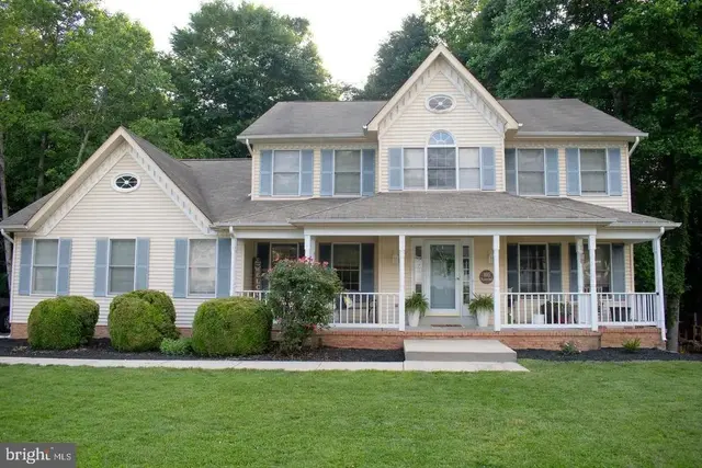 105 Westmoreland Ct, La Plata