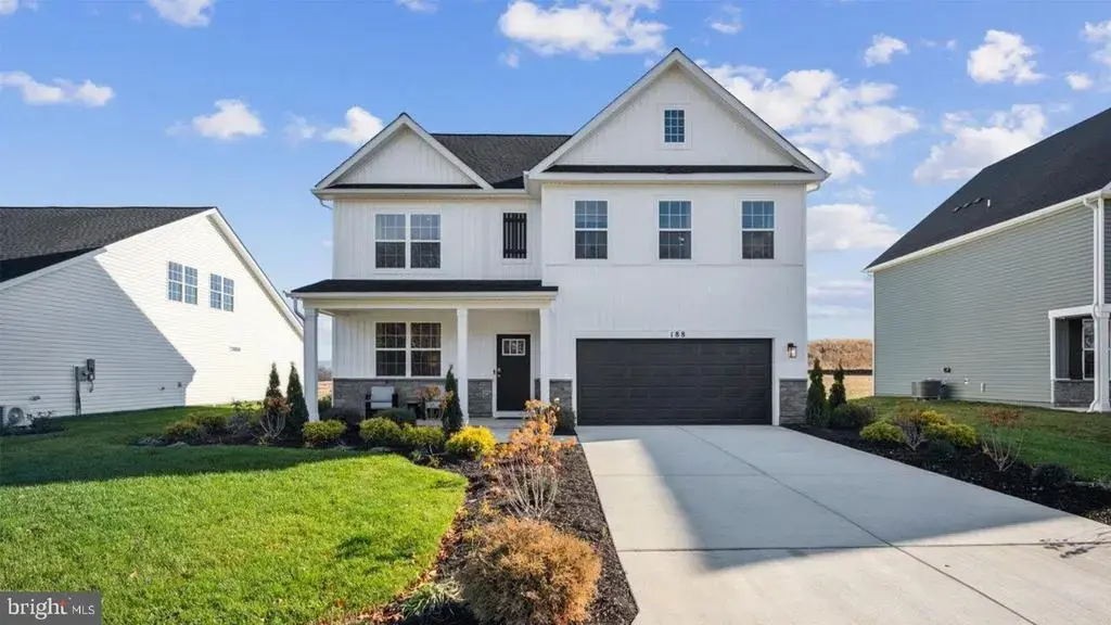 207 Maxwell St, SHENANDOAH JUNCTION