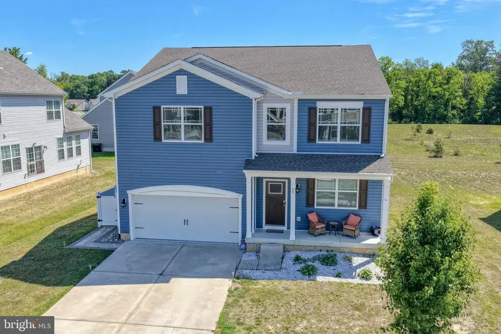 65 Bunchberry Ct, DOVER